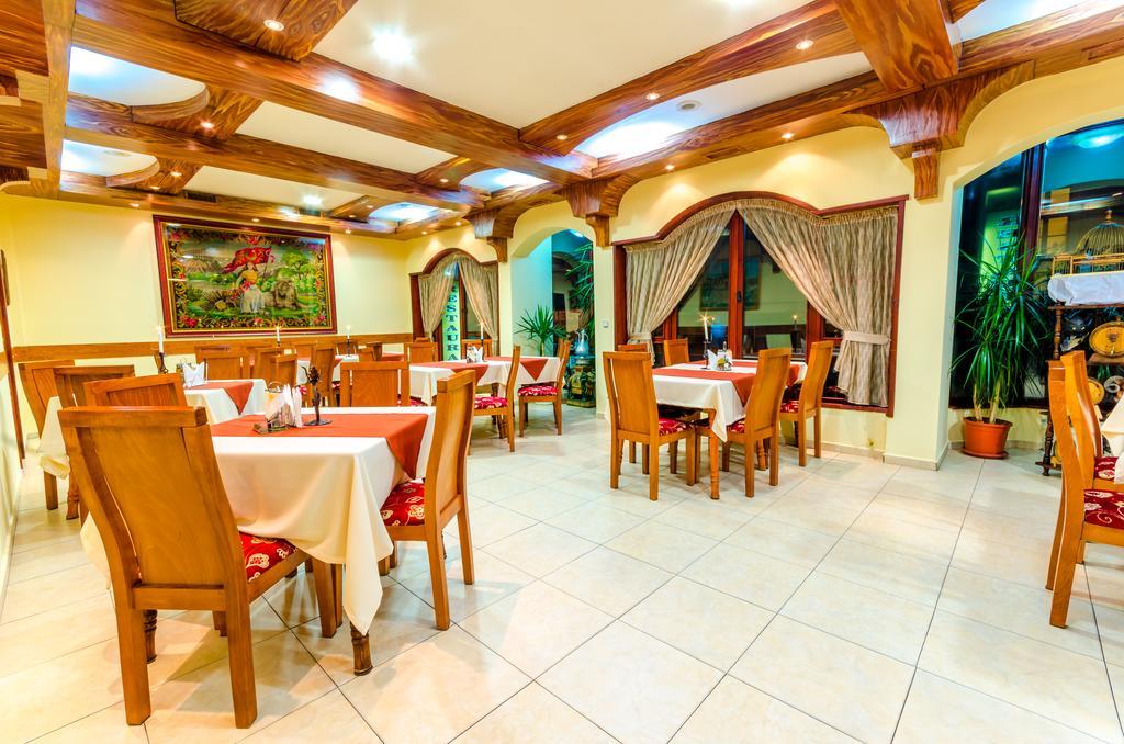 Hotel Cosmos Asenovgrad Exterior foto